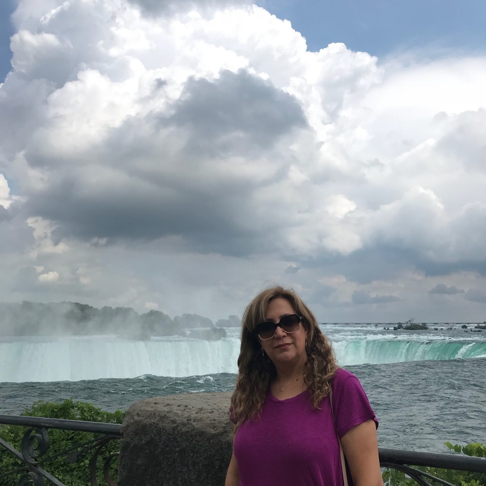 Meet your Posher, Azi